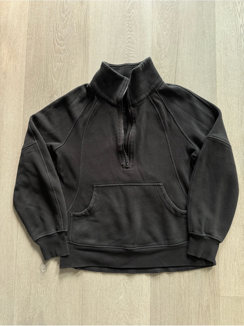 Lululemon Black Scuba